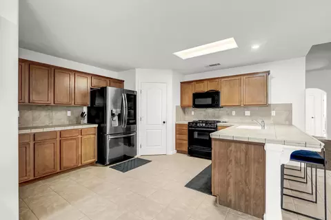3726 E Harvard Ave, Visalia, CA 93292 photo 15