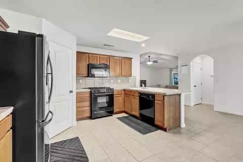 3726 E Harvard Ave, Visalia, CA 93292 photo 16