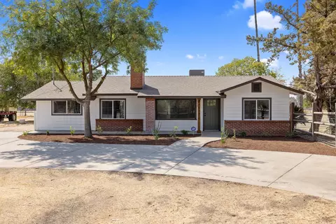 24083 Road 196, Lindsay, CA 93247
