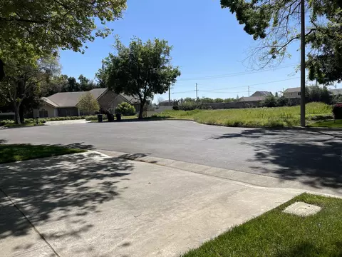 3619 E Vassar Ct, Visalia, CA 93292 photo 6
