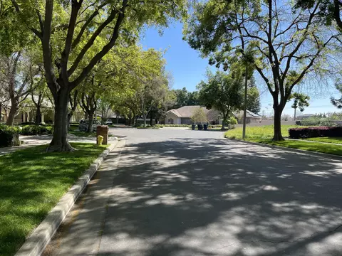 3619 E Vassar Ct, Visalia, CA 93292 photo 7