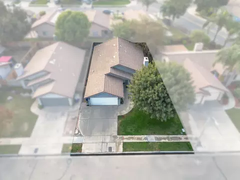 1831 Henshaw Ave, Tulare, CA 93274