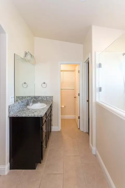 1822 Softwind Dr, Tulare, CA 93274 photo 11