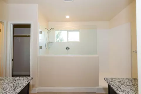 1822 Softwind Dr, Tulare, CA 93274 photo 13