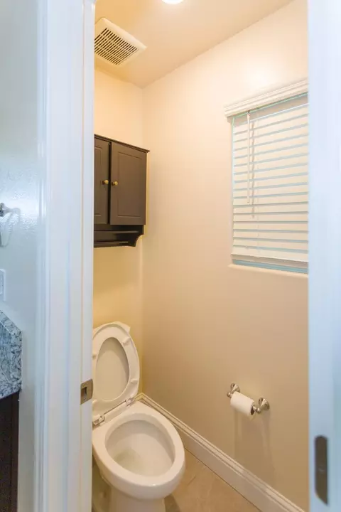 1822 Softwind Dr, Tulare, CA 93274 photo 10