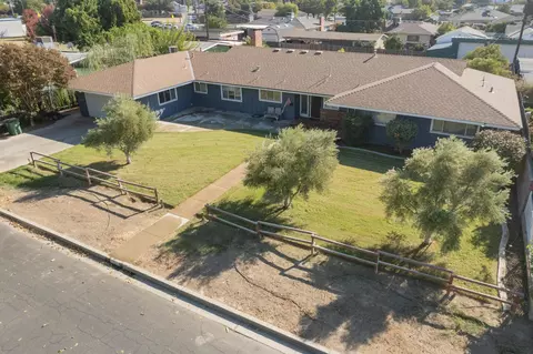 155 Elm Ave, Reedley, CA 93654