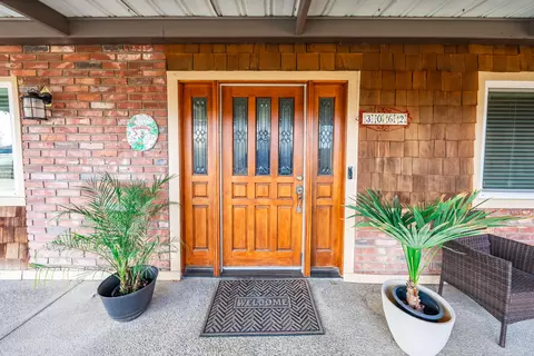 3062 W Mendes Dr, Riverdale, CA 93656