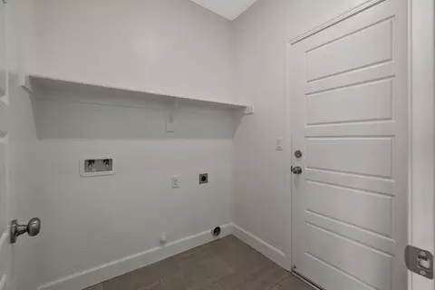 203 E Taylor Ave, Visalia, CA 93291 photo 17