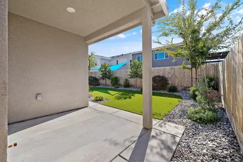 203 E Taylor Ave, Visalia, CA 93291 photo 30