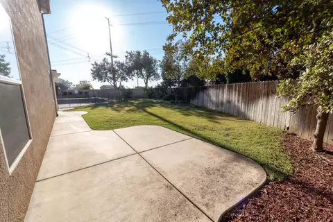 3715 E Vassar Ct, Visalia, CA 93292 photo 29