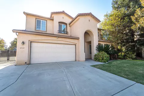 3715 E Vassar Ct, Visalia, CA 93292 photo 2