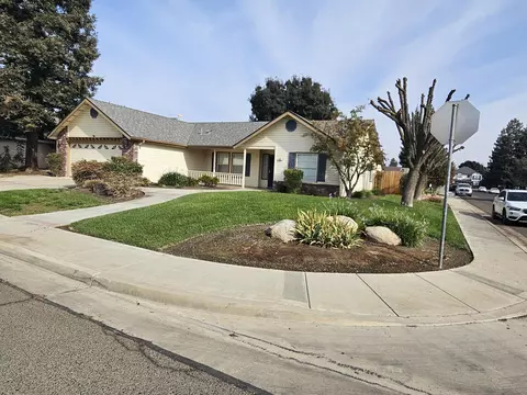 601 Rolling Hills St, Exeter, CA 93221 photo 2