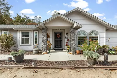 29976 Tioga Dr, Coarsegold, CA 93614