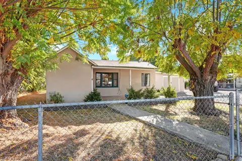 15719 Aspen Ave, Ivanhoe, CA 93235 photo 2