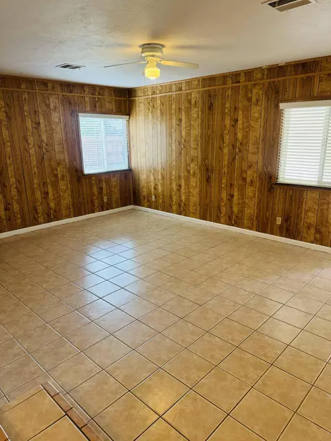 1424 Norboe Ave, Corcoran, CA 93212 photo 15