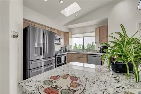 1541 E Vassar Ave, Visalia, CA 93292 photo 6