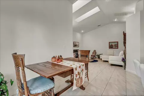1541 E Vassar Ave, Visalia, CA 93292 photo 10