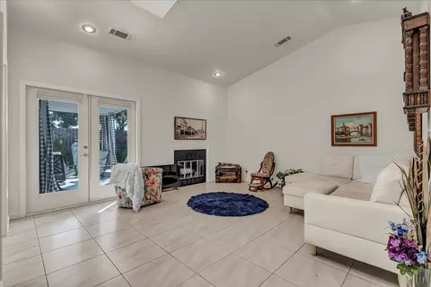 1541 E Vassar Ave, Visalia, CA 93292 photo 12