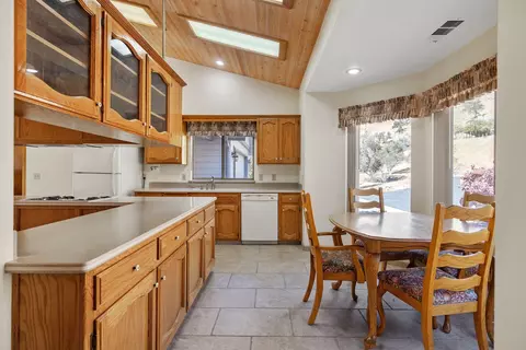 42131 Black Oak Dr, Three Rivers, CA 93271 photo 15