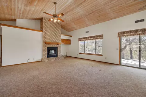 42131 Black Oak Dr, Three Rivers, CA 93271 photo 10