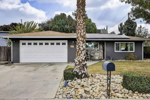 4411 W Crowley Ave, Visalia, CA 93291