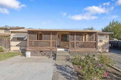 86 N Lemoore Ave, Lemoore, CA 93245 photo 4