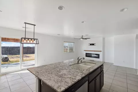 1502 Sequoia Ave, Corcoran, CA 93212 photo 13