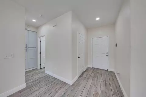 233 E Riverbend Ct, Visalia, CA 93291 photo 24