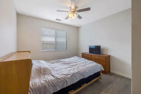 1412 E Prospect Ave, Visalia, CA 93292 photo 21