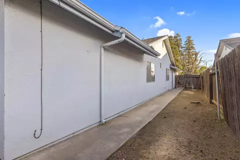 1412 E Prospect Ave, Visalia, CA 93292 photo 28