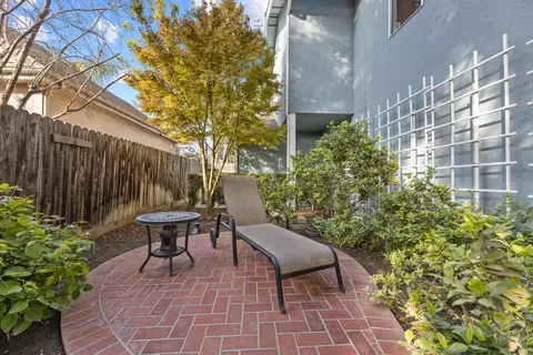 Exterior - 167 E Wilson Ave, Tulare, CA 93274 photo 13 of 16