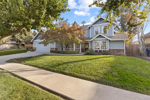 167 E Wilson Ave, Tulare, CA 93274