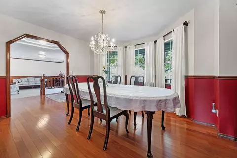 Dining - 167 E Wilson Ave, Tulare, CA 93274 photo 4 of 5