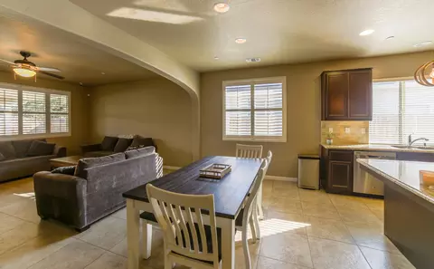 3842 Evergreen Ave, Visalia, CA 93291 photo 7