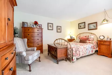 Bedroom - 801 Fairway Dr, Exeter, CA 93221 photo 2 of 7