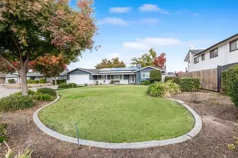 Exterior - 801 Fairway Dr, Exeter, CA 93221 photo 2 of 13