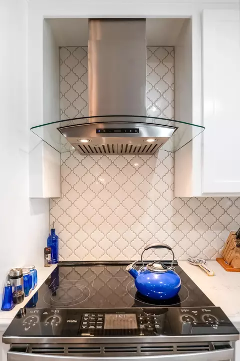 Kitchen - 801 Fairway Dr, Exeter, CA 93221 photo 7 of 8