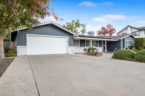 Exterior - 801 Fairway Dr, Exeter, CA 93221 photo 5 of 13