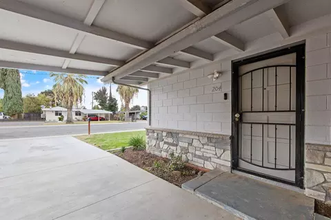 204 Peach Dr, Exeter, CA 93221 photo 6
