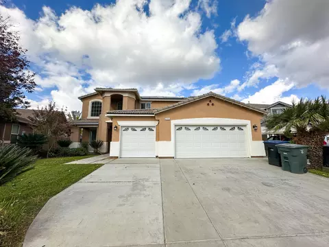 226 Elkhorn Ave, Visalia, CA 93277