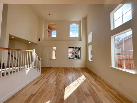226 Elkhorn Ave, Visalia, CA 93277 photo 3