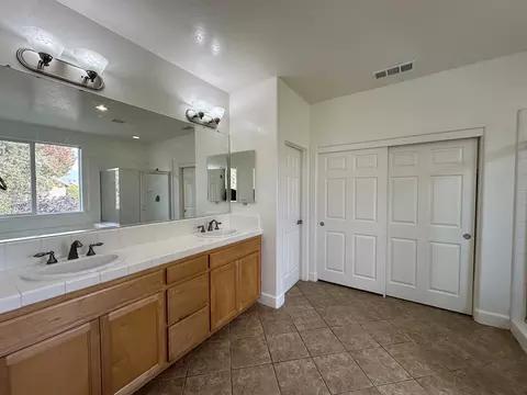 226 Elkhorn Ave, Visalia, CA 93277 photo 19