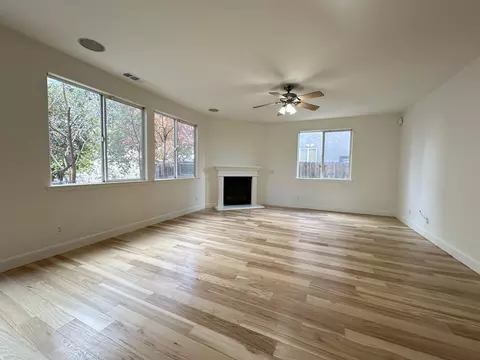 226 Elkhorn Ave, Visalia, CA 93277 photo 16