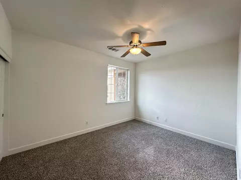 226 Elkhorn Ave, Visalia, CA 93277 photo 28