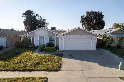 1939 S Laguna St, Tulare, CA 93274