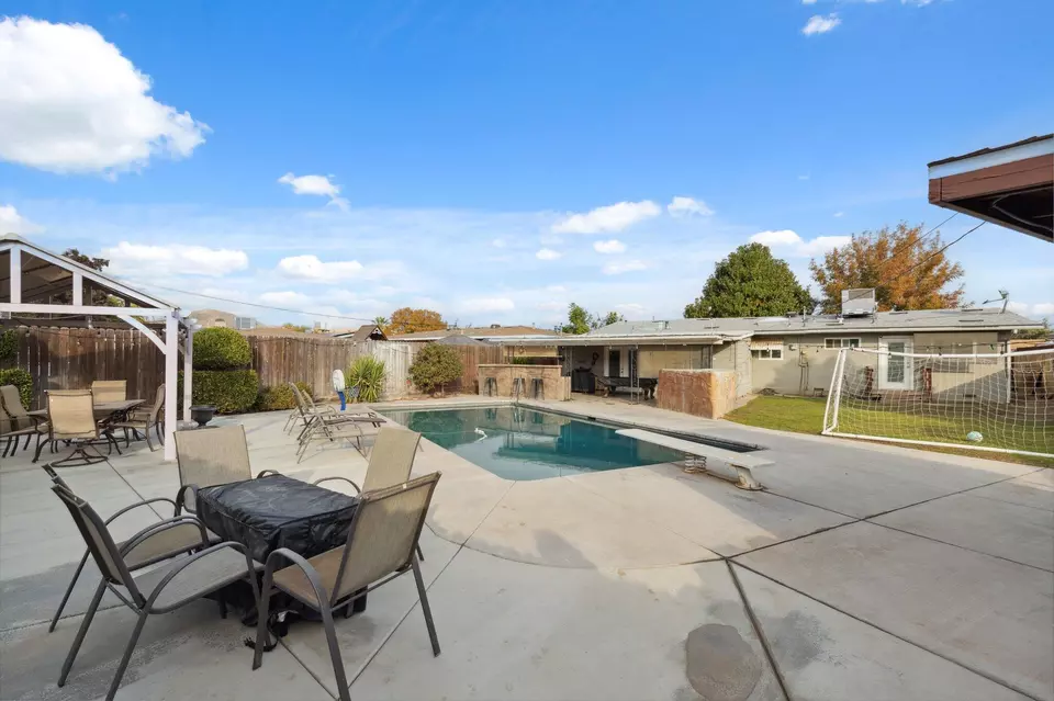  1075 San Carlos St, Porterville, CA 93257 photo 23