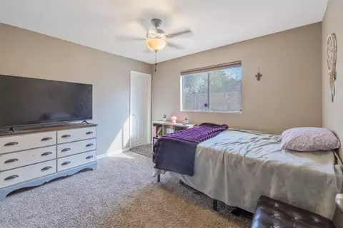 1012 E Oakridge Ave, Visalia, CA 93292 photo 20