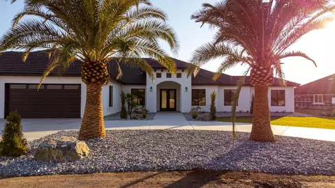 2037 W F W Linda Vista Ave, Porterville, CA 93257