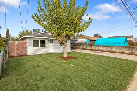 713 W Firebaugh Ave, Exeter, CA 93221 photo 3