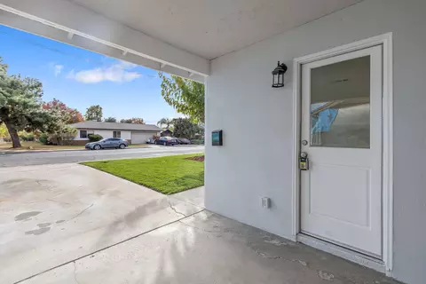 713 W Firebaugh Ave, Exeter, CA 93221 photo 5